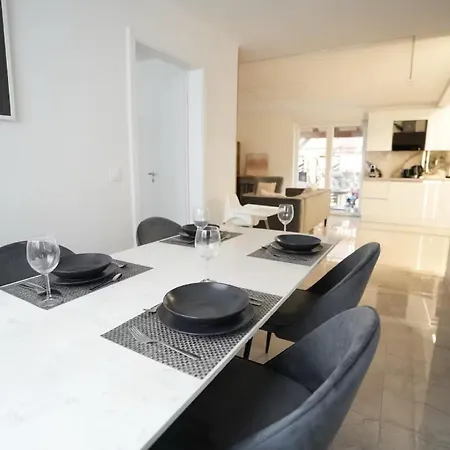 Les Du Lion アパート ロスハイム