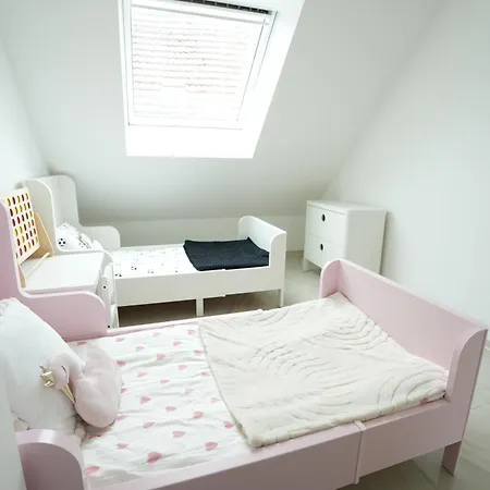 Les Du Lion アパート *