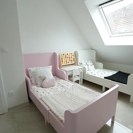 Les Du Lion アパート *